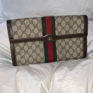 GUCCI logo large clutch